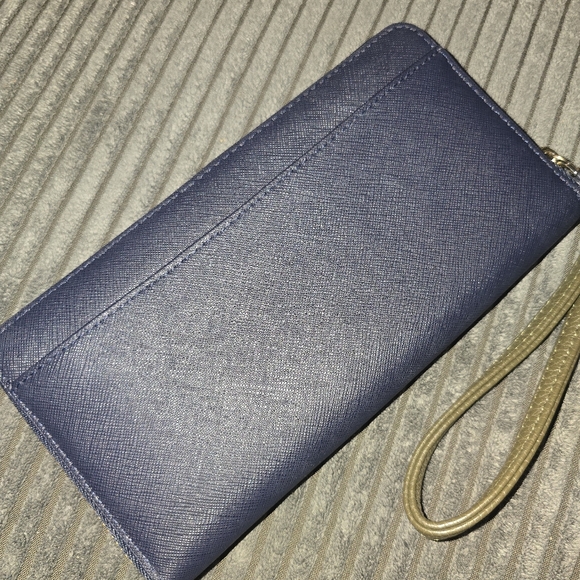 Rare Kate Spade Zip Wallet Whale - Picture 3 of 4